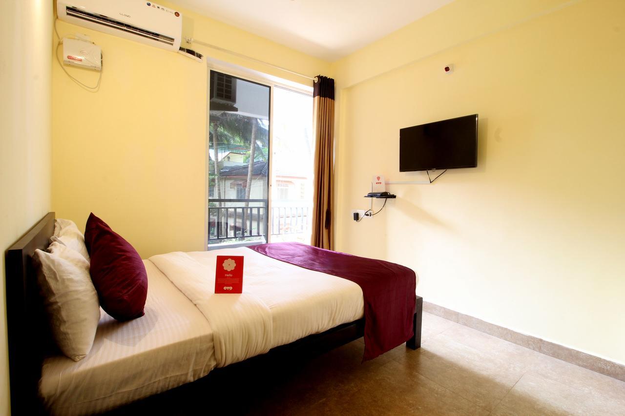 Oyo 10385 Hotel Nirmala Vilas Candolim Exterior foto